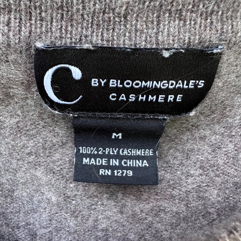 C By Bloomingdales 100% Cashmere Womens Sweater M Gray Long Sleeve Soft Knit Pul - Picture 3 of 7